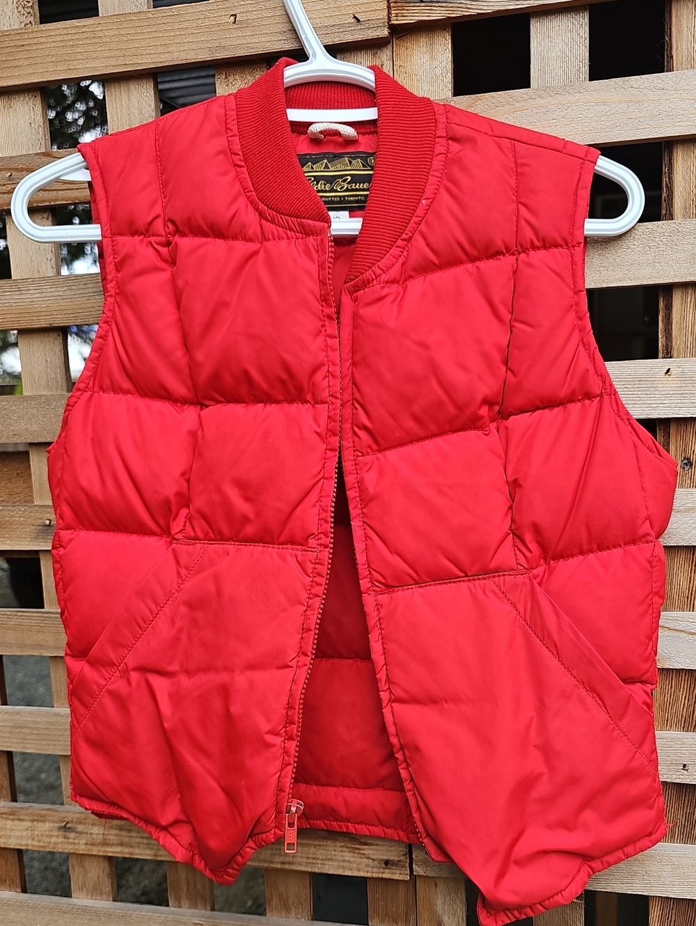 Vintage 80s  Eddie Bauer Bright Red Quilted Puffer Vest